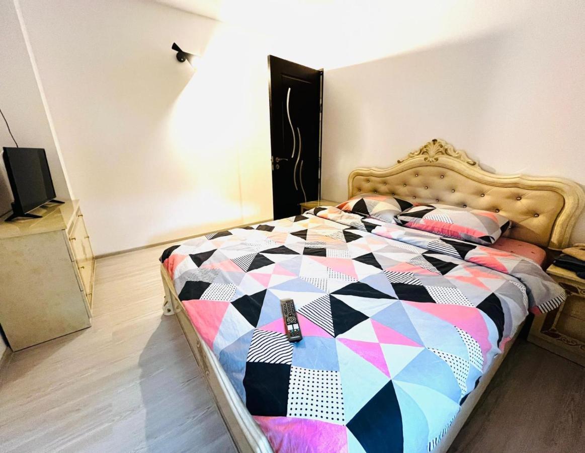 Confortmodern Flat3 Rooms Bacau Luaran gambar